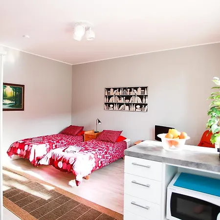 Apartament Cozy Next To Bus Station Host By Tuure *